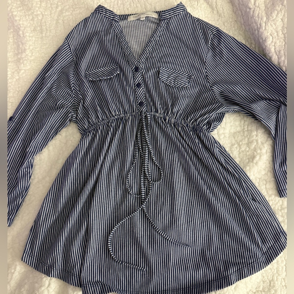 ⭐️ 3/$20 women’s Striped V-Neck Tunic Top shirt Maternity Eden and Olivia size L